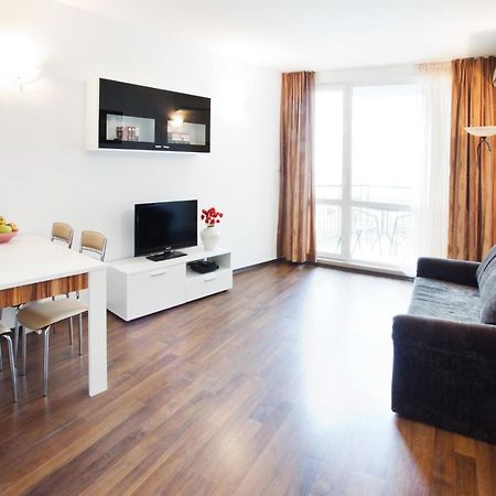 Vilmar Aparthotel Pomorie Buitenkant foto