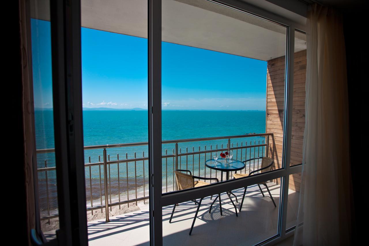 Vilmar Aparthotel Pomorie Buitenkant foto