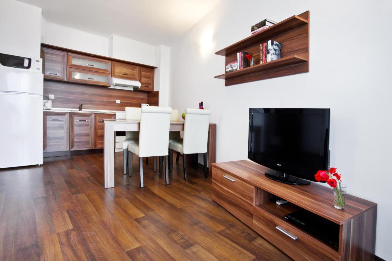 Vilmar Aparthotel Pomorie Buitenkant foto